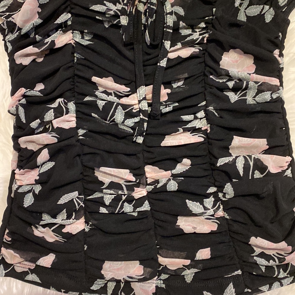 Poof New York Black Roses Floral Off the Shoulder Blouse Women’s Size Small NWT - Picture 3 of 5